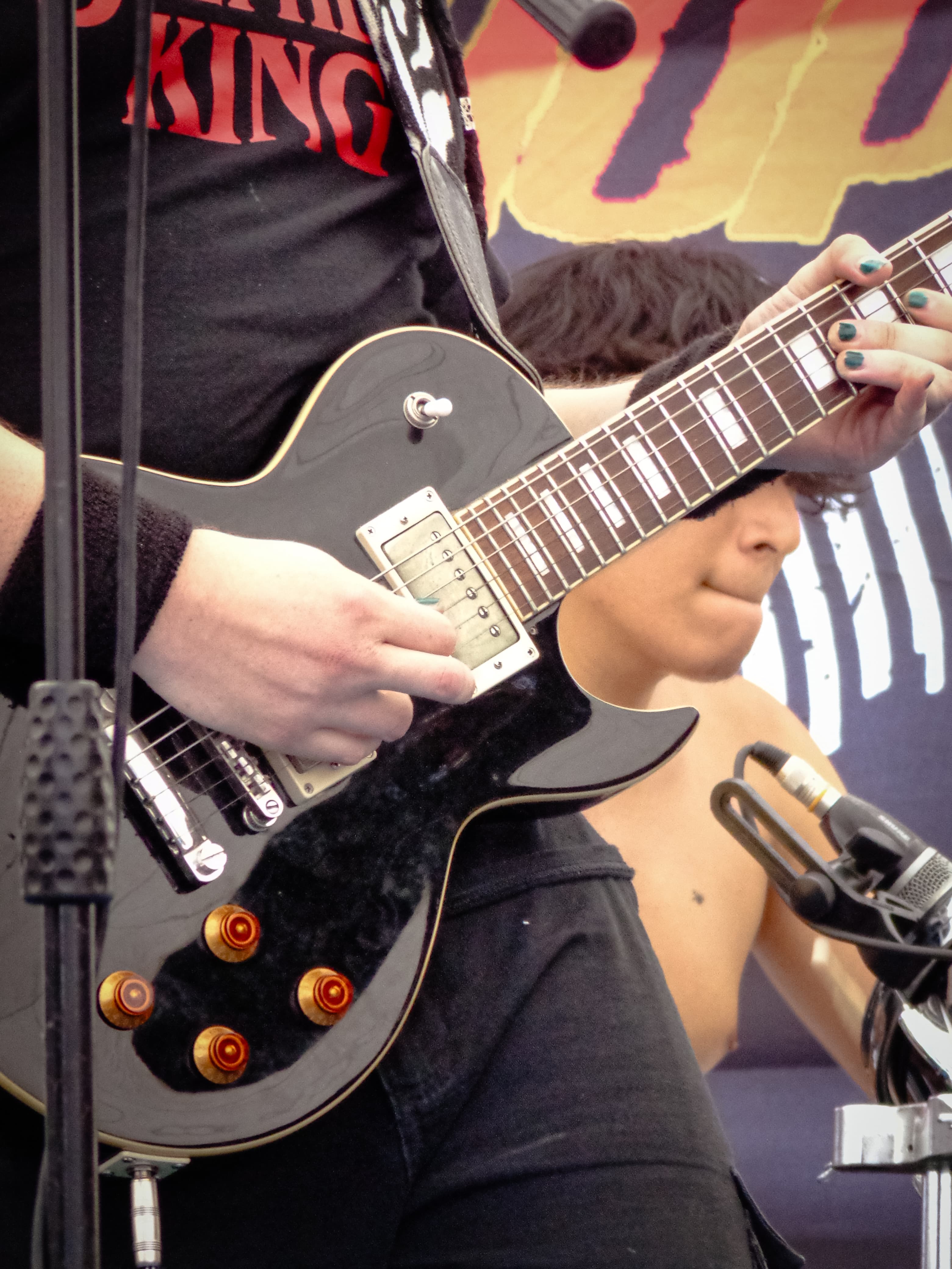 Emi Guitarra